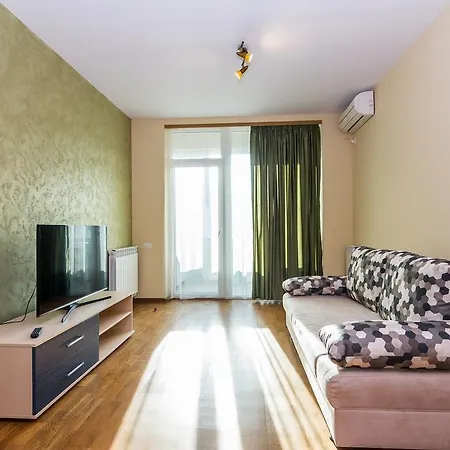 Gala Aparthotel 3*
