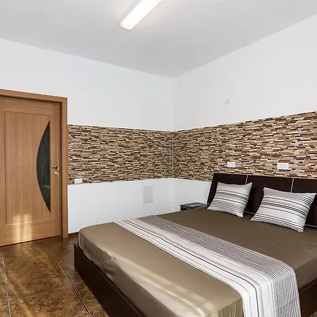 Gala Belona 4*